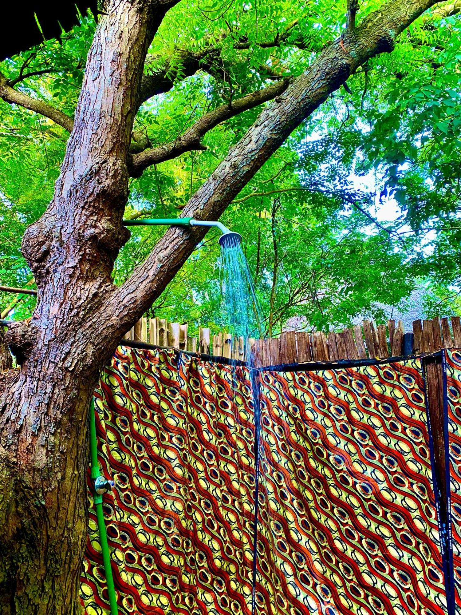 African Hut Tiny Cottage Diani Beach Bagian luar foto